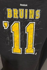 Boston Bruins 2011 Stanley Cup Champs Reebok Shirt Men Large Facsimile Autos