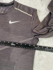 Nike Running Shirt Mens Medium Gray Dri-FIT Long Sleeve Seamless Knit Top