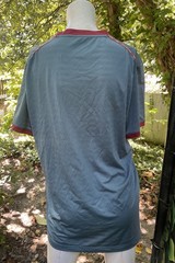 PELETON T Shirt Men’s or Womens L Lightweight Blue & Red w logo Easy Care Good