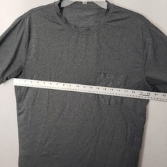 Vuori Tradewind Performance Short Sleeve Pocket Tee Men’s Medium Gray Heather