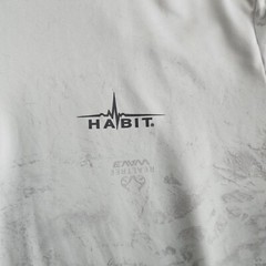 Habit Fishing Solar Factor Shirt Men’s XL Gray White Realtree Performance 40+
