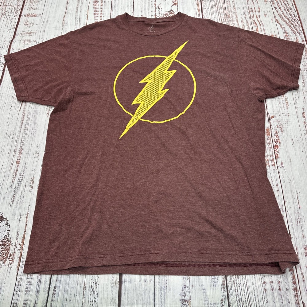 The Flash T-shirt Mens XL Maroon DC Universe Cotton/Poly Blend Soft Lightweight