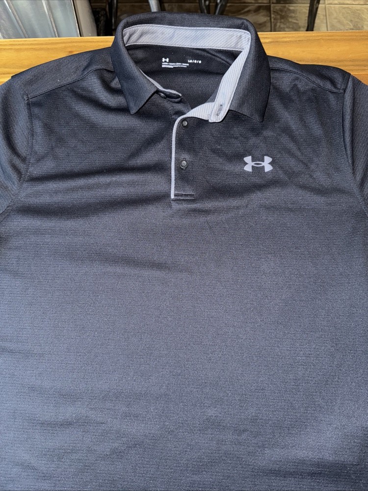 LARGE BLACK UNDER-ARMOR PULLOVER SHORT-SLEEVE SHIRT Machine Wash Polyester