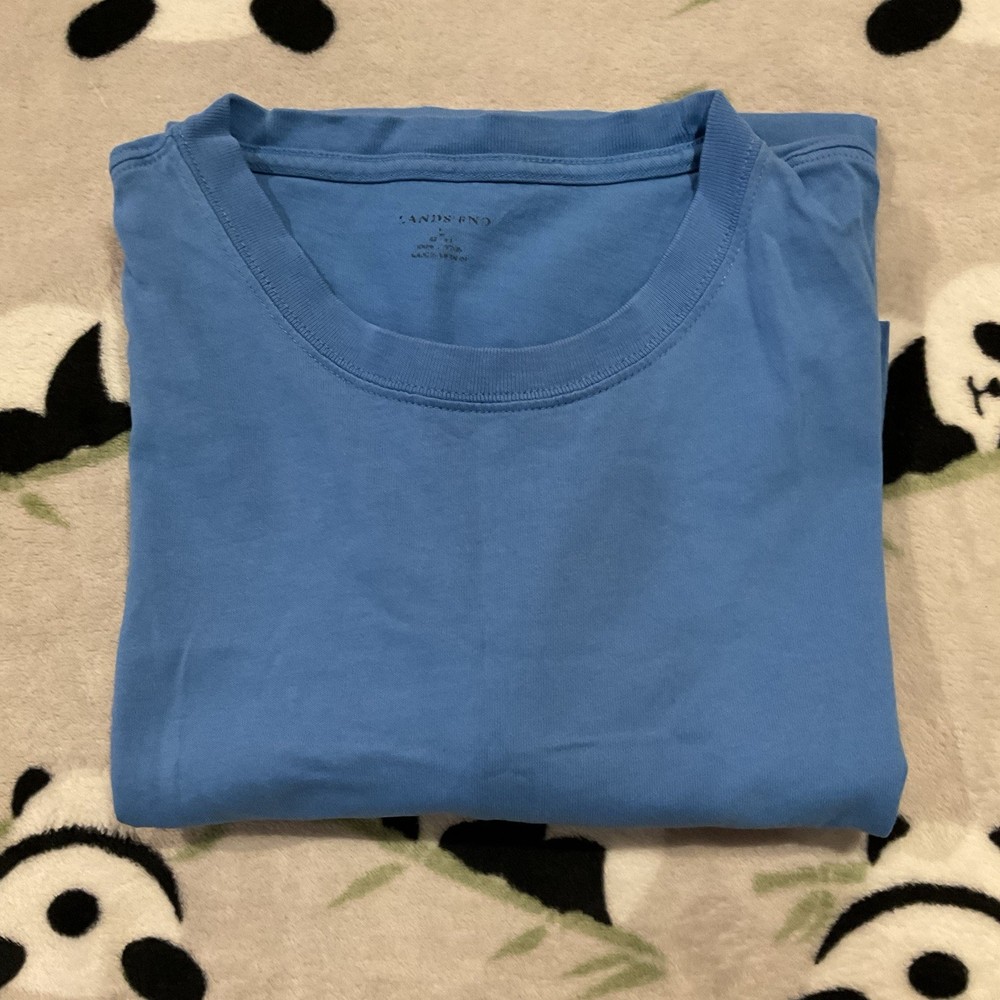 Lands End Men’s T Shirt Size Large Light Blue Short Sleeve
