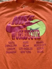 Y2K Nike World Tour Orange Tennis T-Shirt Size Large