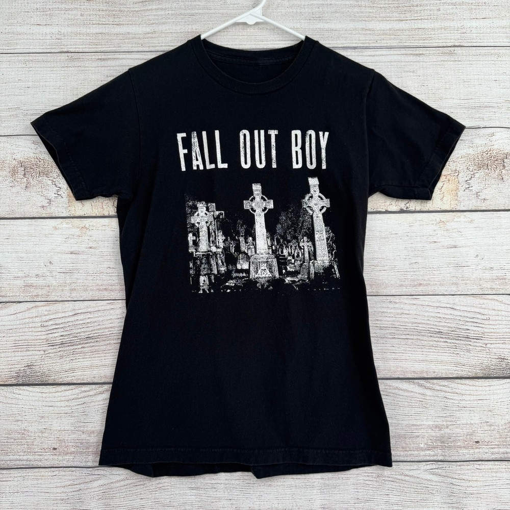 Fall Out Boy Graphic T-Shirt Mens Small Black Cemetery Crosses Band Merch