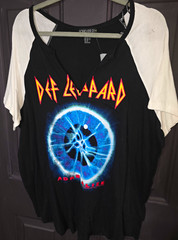 NWT Forever 21+ Def Leppard Adrenalize Graphic Raglan V-Neck Tee 2X Black/White