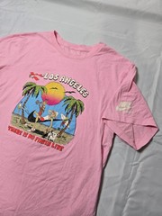 Size L – Nike Los Angeles Beach T-Shirt “There is no Finish Line”