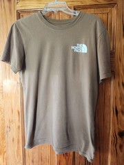 The North Face Men’s S Brown Short Sleeve Crew Neck Graphic Logo T-Shirt