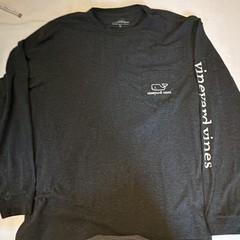 Vineyard Vines Men’s XL Black Long Sleeve Pocket Tee Whale Logo Graphic