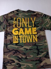 Port & Company Shirt Mens M Green Camouflage The Beer Hunter Sports Bar Tee Top