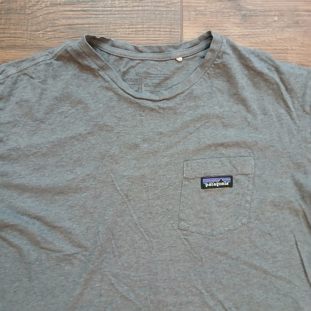 Patagonia Pocket T-Shirt Mens Extra Large Gray Organic Cotton Short Sleeve 53255