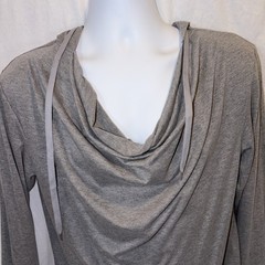 Gently Used Men’s Coofandy Gray Hooded Draped Neck Long Sleeve T Shirt Size Smal