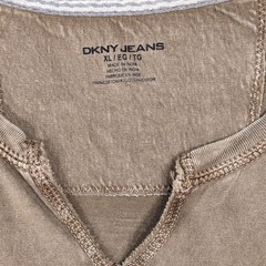 DKNY Jeans Split Neck T-Shirt XL beige/tan color with contrast stitch details