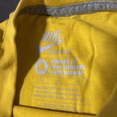 Nike There Is No Finish Line Yellow T-Shirt Size M
