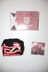 KAWS X CLIPSE LET GOD SORT EM OUT TEE BOX SET – ICY NEW
