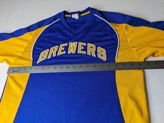 Milwaukee Brewers shirt Mens Medium MLB Baseball imperfections as pictured