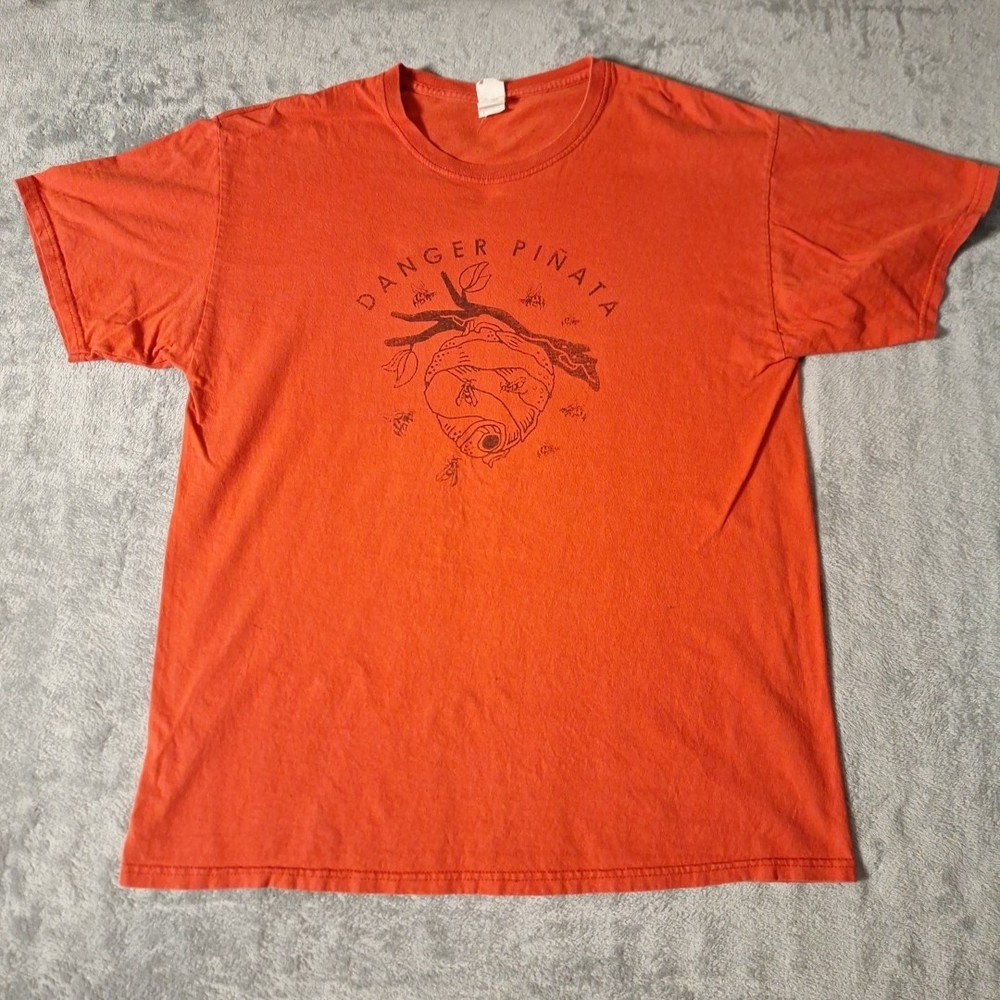 Vintage Danger Pinata T-Shirt Short Sleeve Size Large Red Cotton Bee Hive
