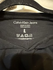 Calvin Klein Jeans Men’s Black V-Neck Short Sleeve Cotton Jersey Logo Tee L