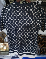 Retail $1160 Authentic LOUIS VUITTON Monogram T-Shirt Navy White Men XS