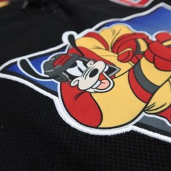 Disney Goofy Hockey Jersey Mens Large Red Black Captain Embroidered 32 Puck Slap