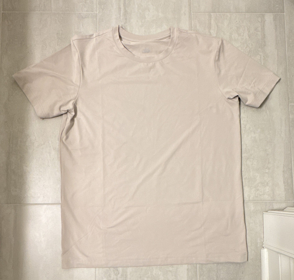 alo Men’s L Beige Solid Crew Neck Short Sleeve Knit T-Shirt Logo Accent
