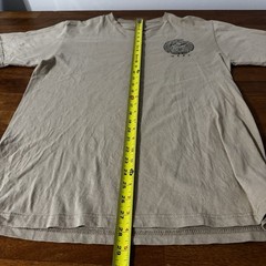 neff meltaway desert T-shirt Men’s Large Beige