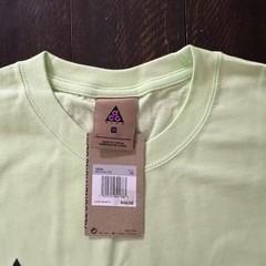 Nike ACG Logo Tee Barely Volt T-Shirt BQ7342-701 Size XS