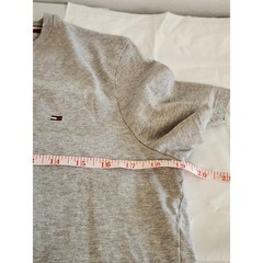 Tommy Hilfiger Men’s Small Gray Flag Logo Cotton T-Shirt 100%cotton