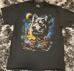DOM Wolf Graphic T-Shirt Nature Wildlife Moon Scene Black Large
