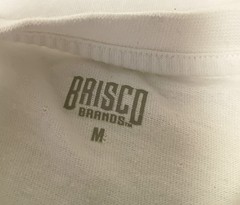 Brisco Brands White T-Shirt Cute Japanese Anime Neko Cat Eating Ramen Size M