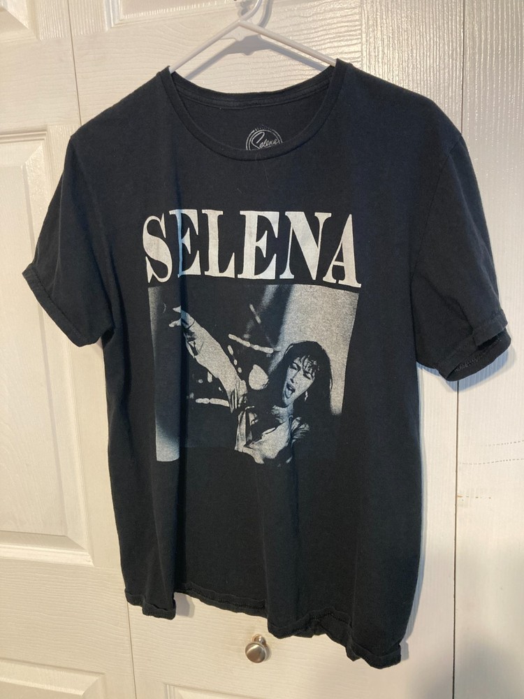 Selena Gomez Official TEE Shirt / Adult Unisex Size Large NICE PHOTO SEE PICTURE