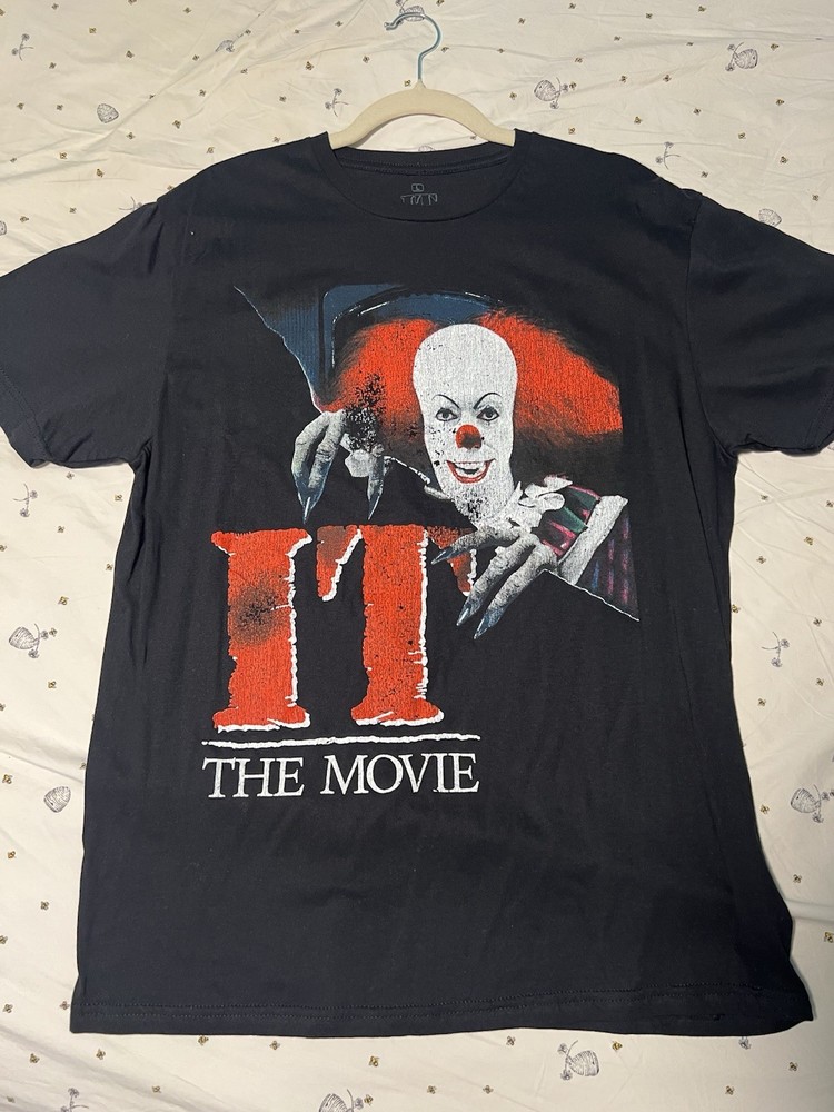 It The Movie Pennywise T-Shirt Size L