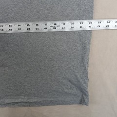 Hugo Boss XXL Mens T Shirt 22×30 Wide Neck Gray Embroidered Logo ** Fits Medium