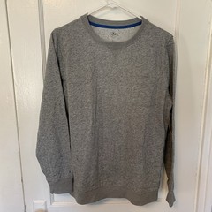 St. John’s Bay Gray Men’s Long Sleeve Crew Neck Business Casual Work Top M NEW