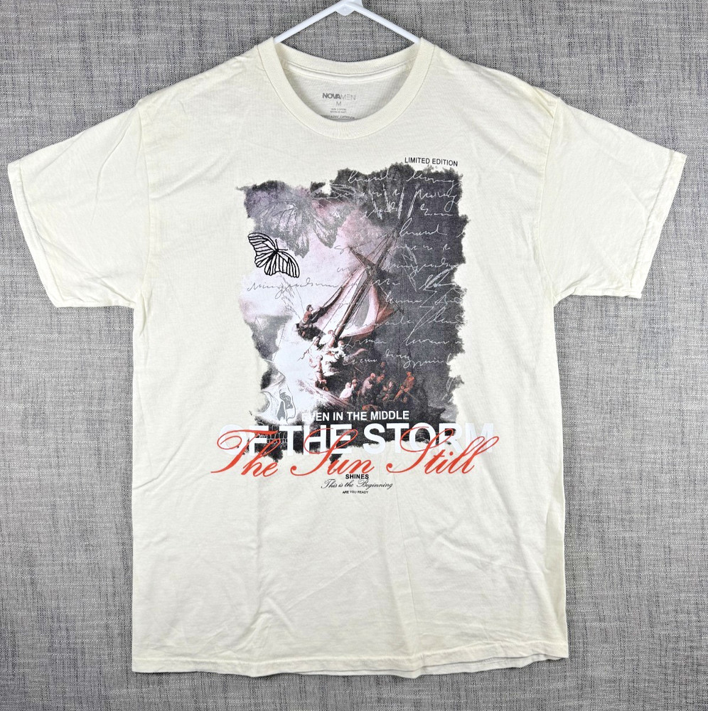 Size M – Fashion Nova Middle Of The Storm Sun Still Shines Graphic T-Shirt Ivory