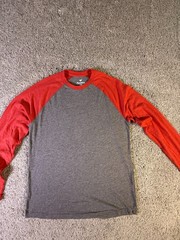 NWOT Fanatics Men’s Baseball T Shirt Long Sleeve Gray and Red Size Large