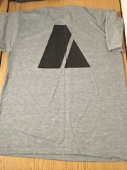 New Mens “Navy” Gray T-shirt Physical Fitness Uniform Stretchy Size Medium
