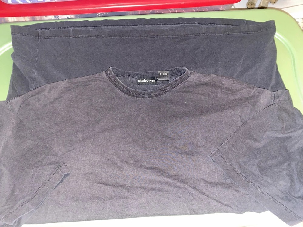 Liz Claiborne Mens 2x 50-52 Black Tee Crew Neck Heavyweight. EUC