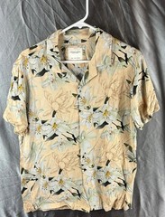 Denim & Flower Ricky Singh Men’s Large Floral Button Front Camp Shirt Beige