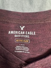 American Eagle Active Flex Men’s Burgundy Solid Cotton Knit Henley Tee Sz L