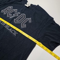 AC/DC Back In Black Men’s T-Shirt Size Medium 2009 Rockband Music Logo