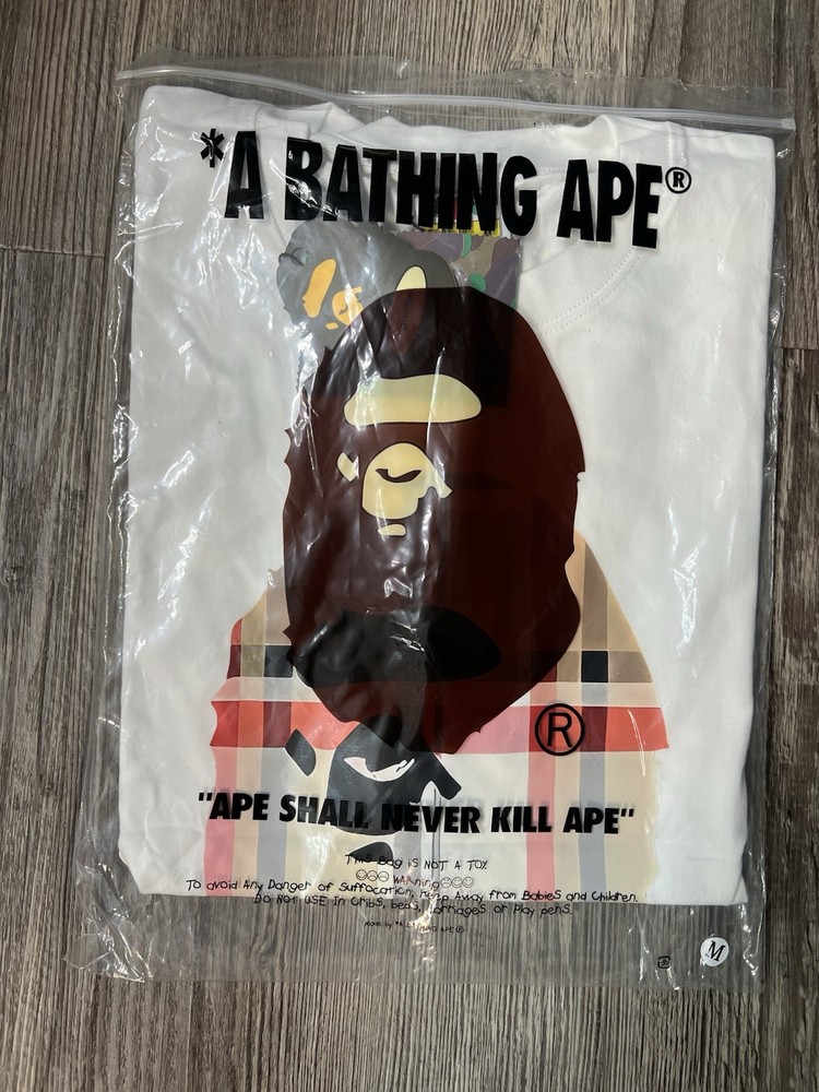 A Bathing Ape BAPE Men’s Ape Head Logo Graphic Tee White M Crew Neck SS