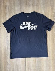 Nike Shirt Mens Large Just Do It Swoosh Graphic Tee AR5006-451