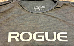 Rogue Fitness Shirt Mens Medium Black Elastic Stretch Short Sleeve Workout USED