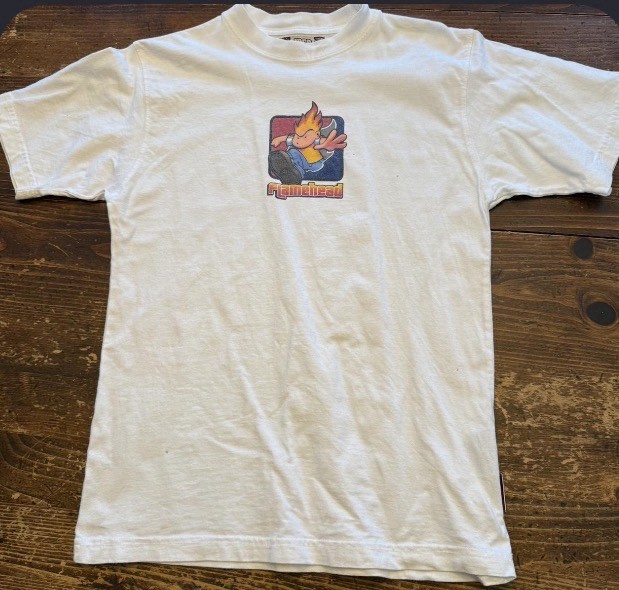 Mens large fits like a smaller medium White vintage 90s JNCO skater tee