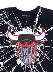 HUGE Chicago Bulls Men’s Black “Street Legend” Graphic T-Shirt – 2XL