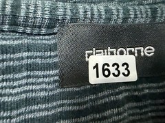 Vintage Y2K Ribbed V-Neck Shirt Men Medium Stretchy Black Gray Striped Claiborne