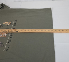 Life is Good Olive S/S Mens Crusher Tee Sz Medium Fun Novelty Friends Cats