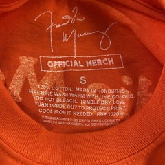 Freddie Mercury Shirt Mens Small Orange Short Sleeve Crew Neck Queen Rock Music